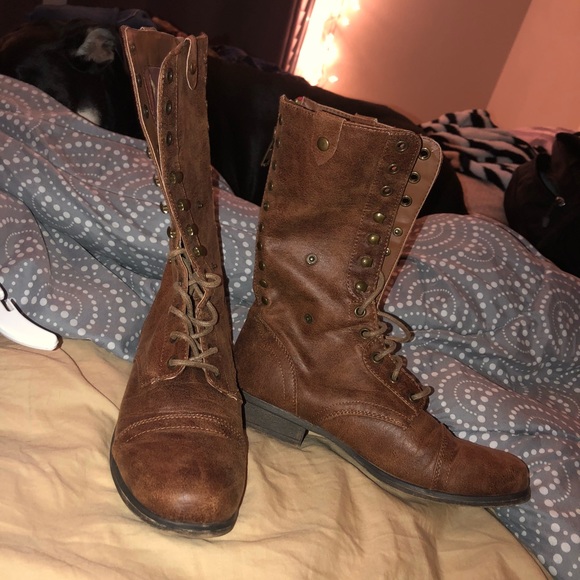 combat boots - Picture 2 of 2